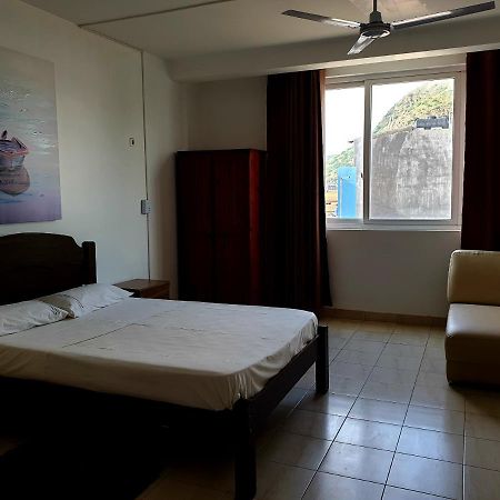 Guest House Mangui Baxu Rooms & Apartment Tarrafal  Extérieur photo