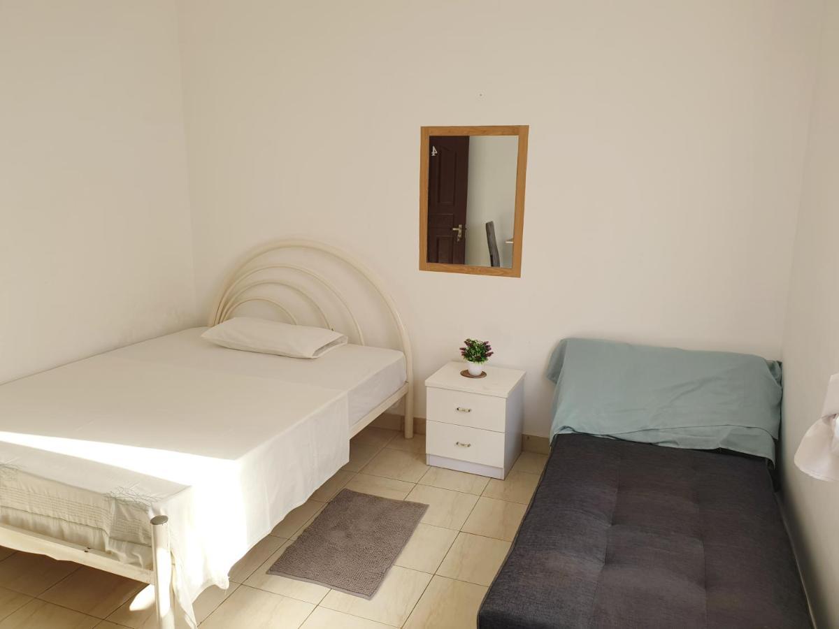 Guest House Mangui Baxu Rooms & Apartment Tarrafal  Extérieur photo