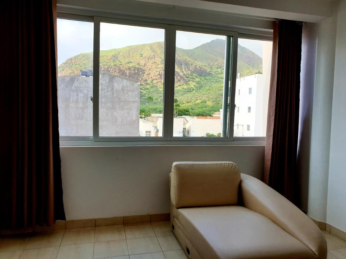 Guest House Mangui Baxu Rooms & Apartment Tarrafal  Extérieur photo